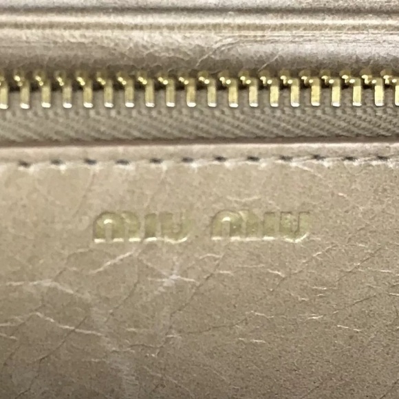 MIU MIU Wallet Long Wallet Matelasse Round Zipper Beige Leather - Picture 6 of 14